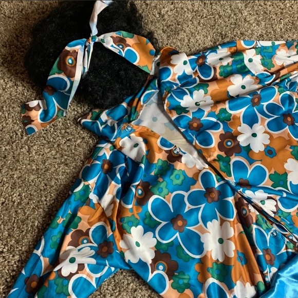 Halloween Costume Hippie 60’s - Picture 2 of 3